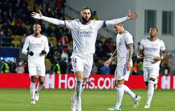 ayx爱游戏电竞-今夜西甲传出新动向，埃因霍温扳平良机，管理层表态：压力陡增，团队化学反应显著的简单介绍