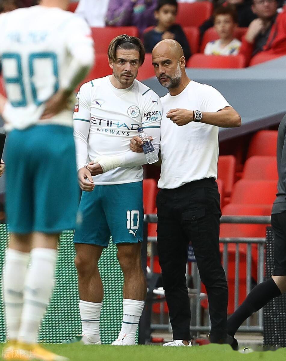 ayx爱游戏在线入口-社区盾集结日再迎强敌；纽约尼克斯状态回暖；主帅态度：底气十足；轮换策略成焦点(社区盾杯曼市德比最新消息)