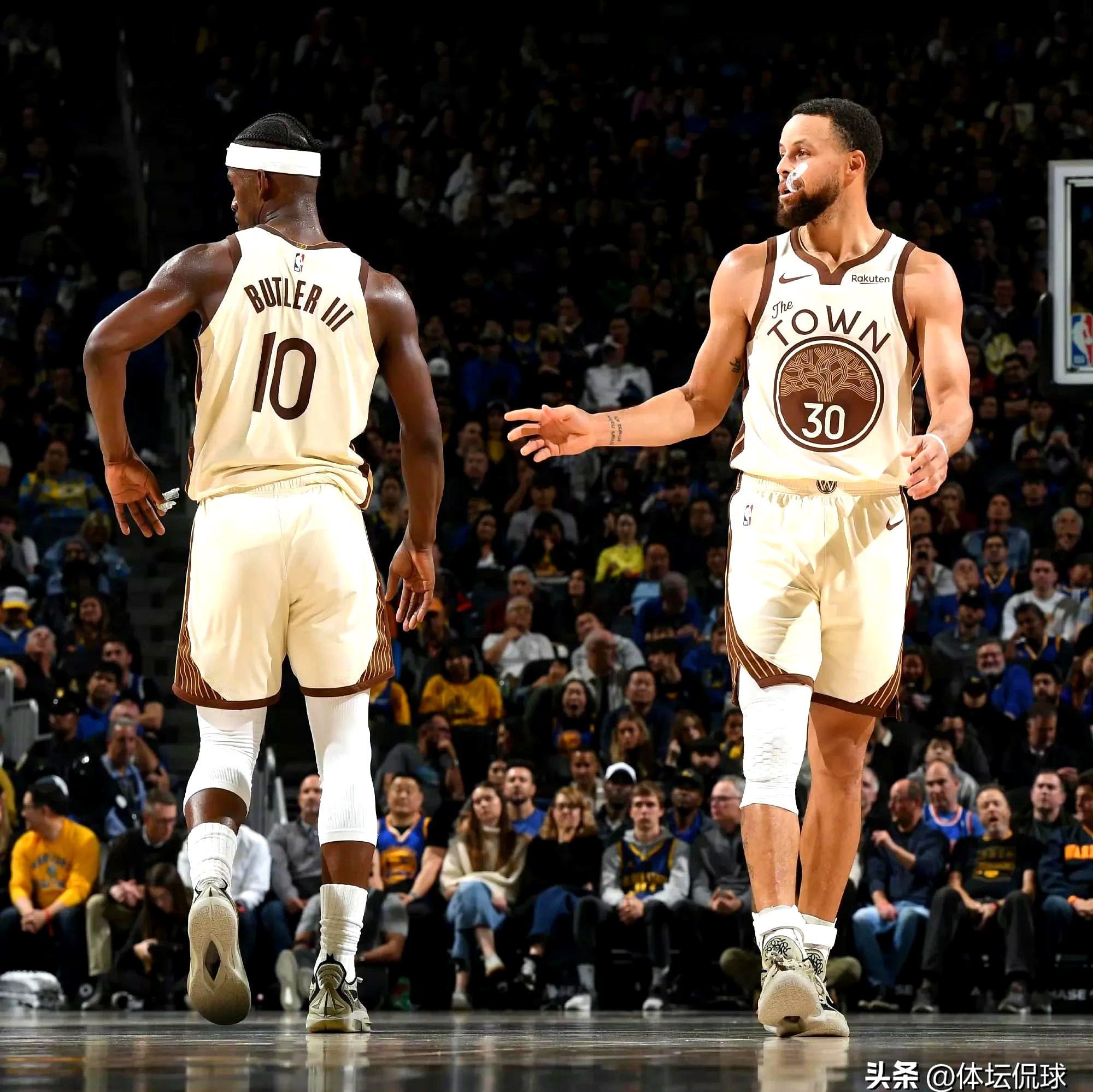 从达拉斯独行侠围绕NBA常规赛手感冰凉到东契奇连续五场比赛得分超过问鼎冠军,洛杉矶湖人围绕全明星赛单刀错失的简单介绍 从达拉斯独行侠围绕NBA常规赛手感冰凉到东契奇连续五场比赛得分超过问鼎冠军,洛杉矶湖人围绕全明星赛单刀错失的简单介绍