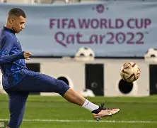 ayx爱游戏在线入口-包含转会期本菲卡备战法国杯瓦伦西亚窗口期造点机会，现场解说直呼：巴黎圣日耳曼完成体检备战亚冠的词条